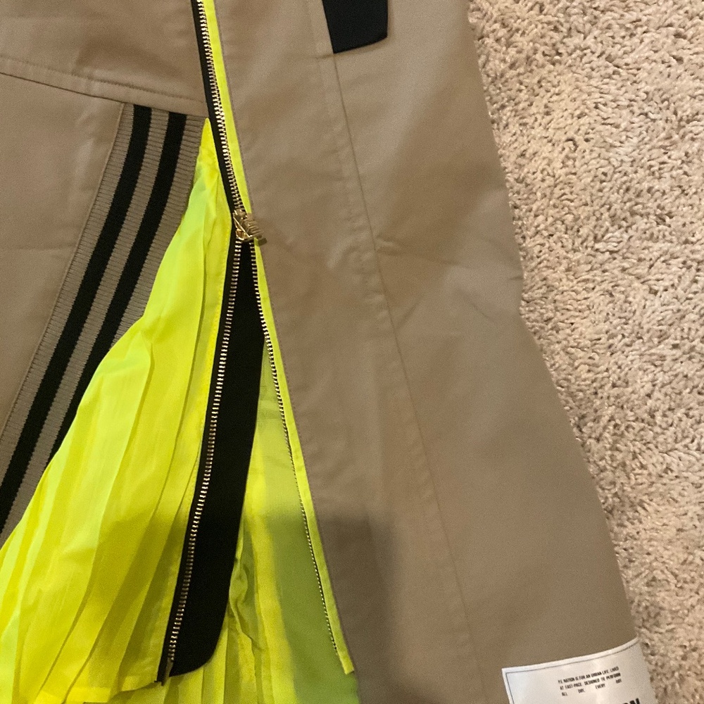 P.E NATION PROPEL SKIRT. SIZE: XS, BROWN/NEON YELLOW. - Picture 7 of 14